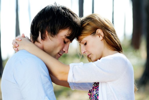 千万不要在微信里爱一个人真正的爱不是说说而已而是实际付出